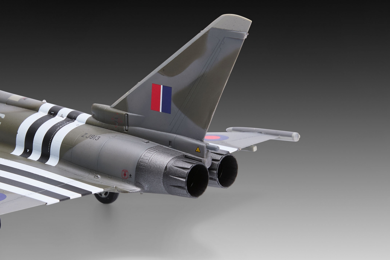 Assembly model, Revell, Airplane, Eurofighter Typhoon FGR.4, 228 parts