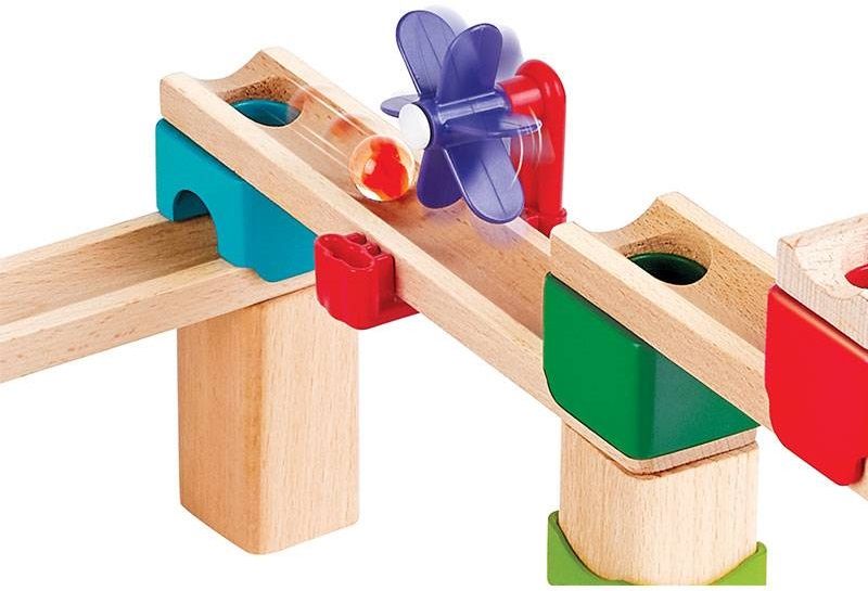 Children’s wooden track with balls and dominoes 2 in 1