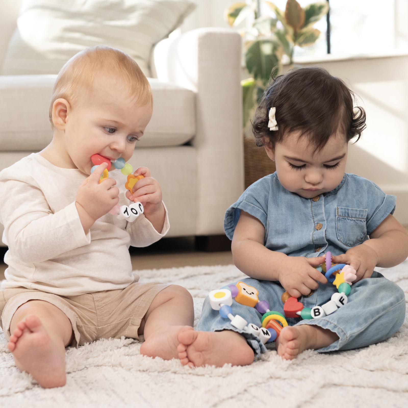 Силиконова бебешка гризалка, Infantino, Обичам те