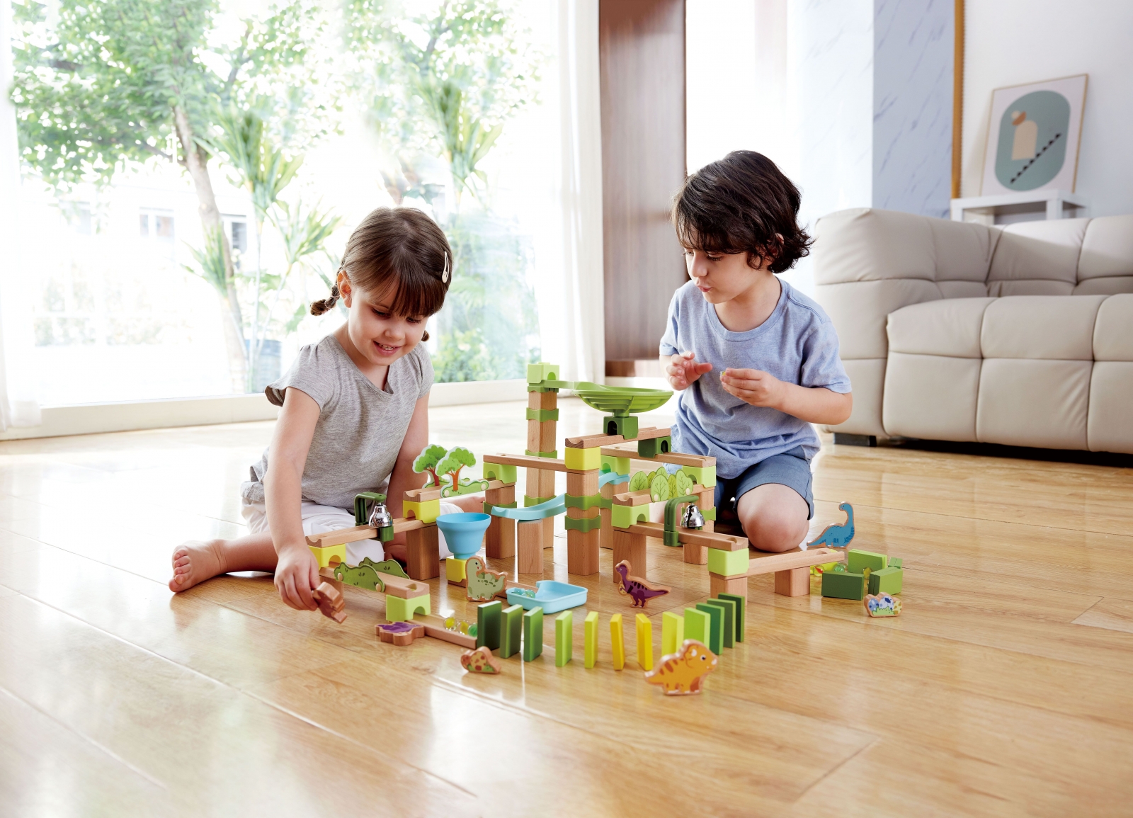 Комплект дървена игра, Hape, Домино, Дино приключение, 131 части