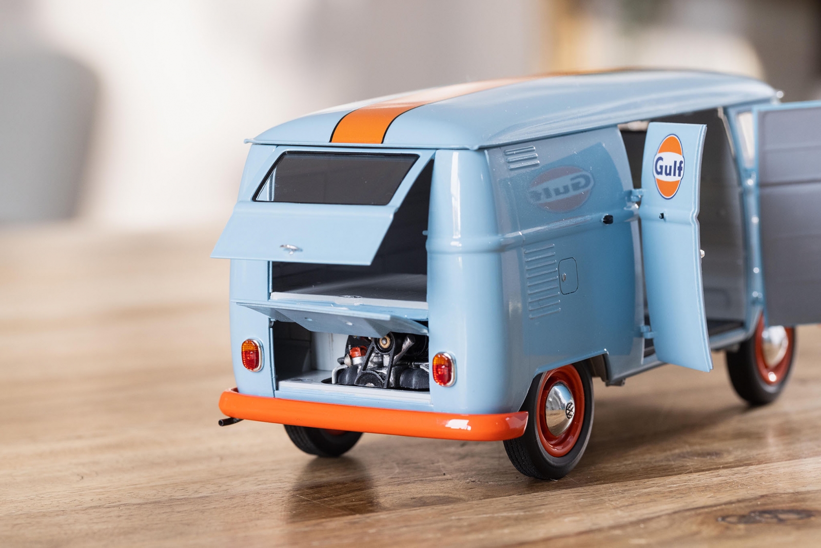 Сглобяем модел, Revell, Автомобил VW T1 panel van, 123 части