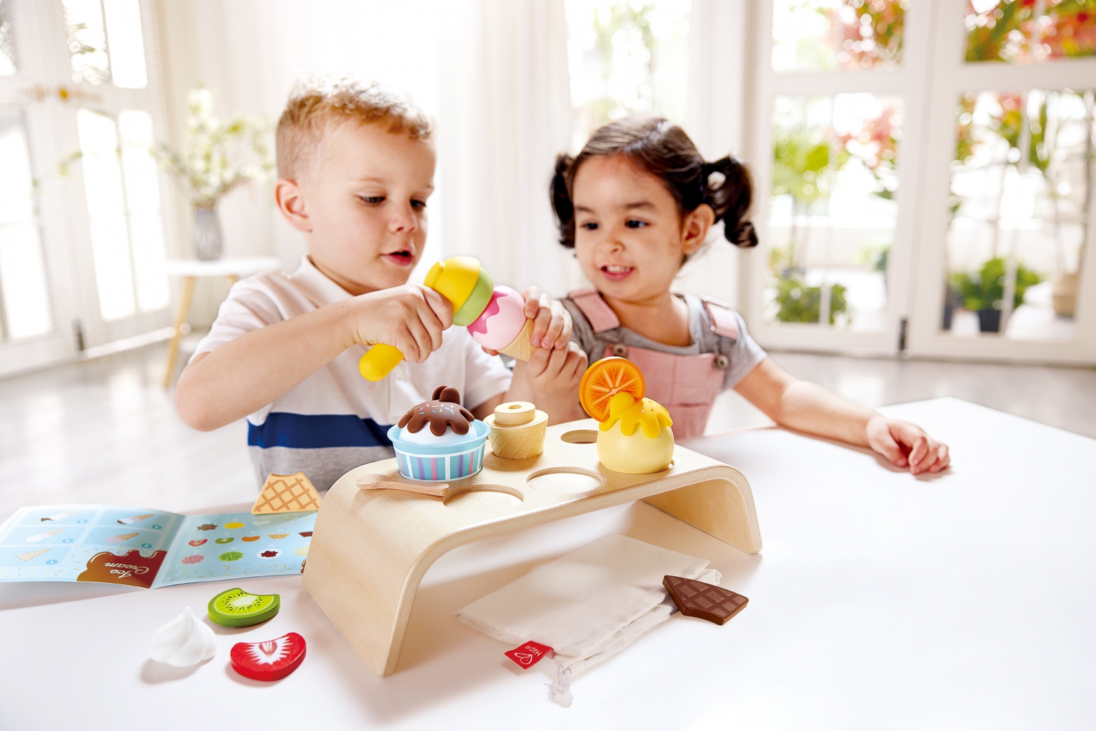Игрален комплект, Hape, Кът за сладолед, 20 части