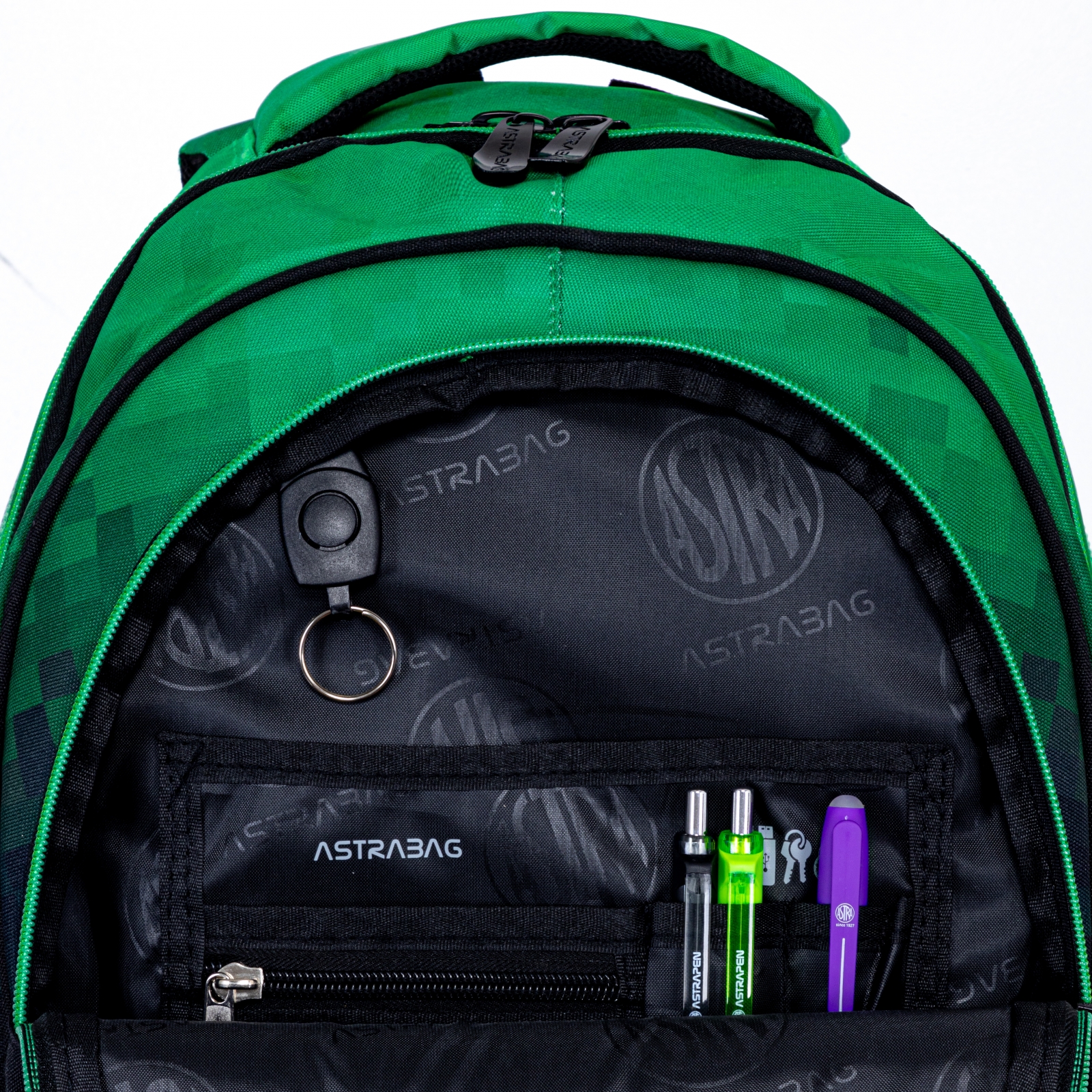 Ученическа раница ASTRABAG Пиксел герой, AB300, 42 х 30 х 19 см