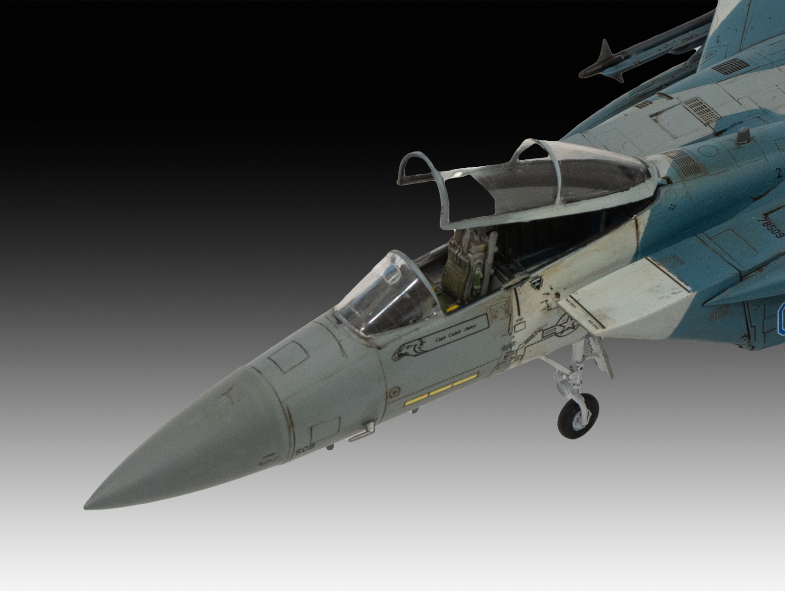 Assembly model, Revell, Boeing F-15C Eagle fighter, 200 parts