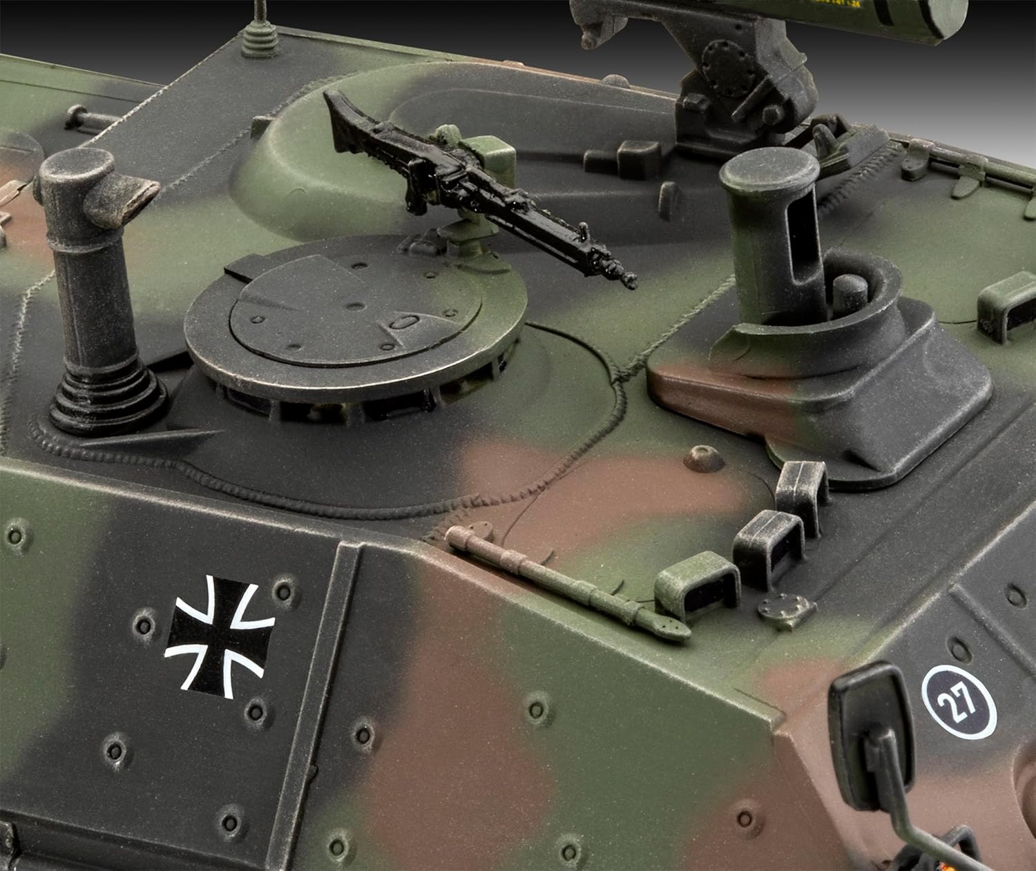 Building model, Revell, Missile destroyer Jaguar 1