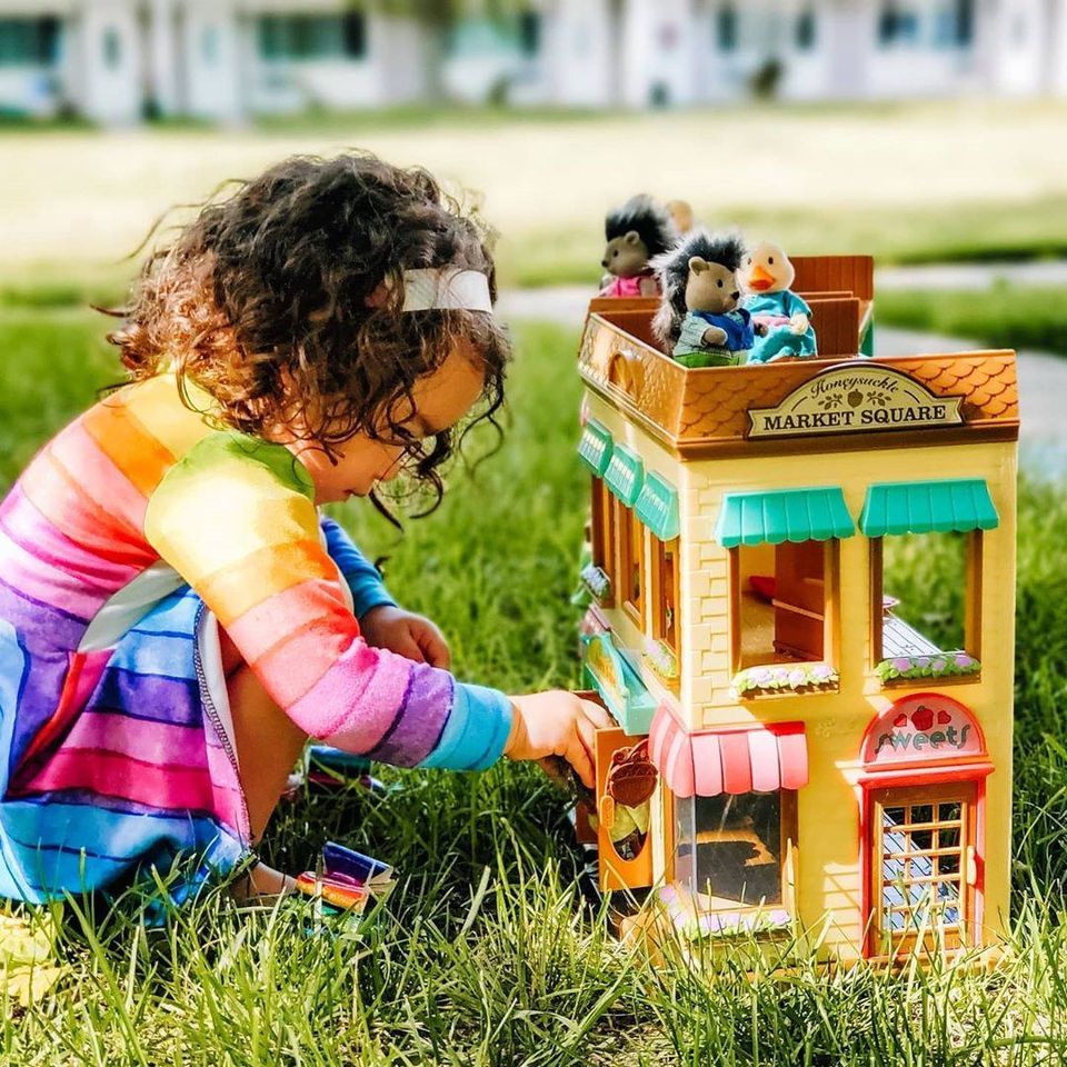 Lil Woodzeez Комплект за игра Магазин със светлинни ефекти