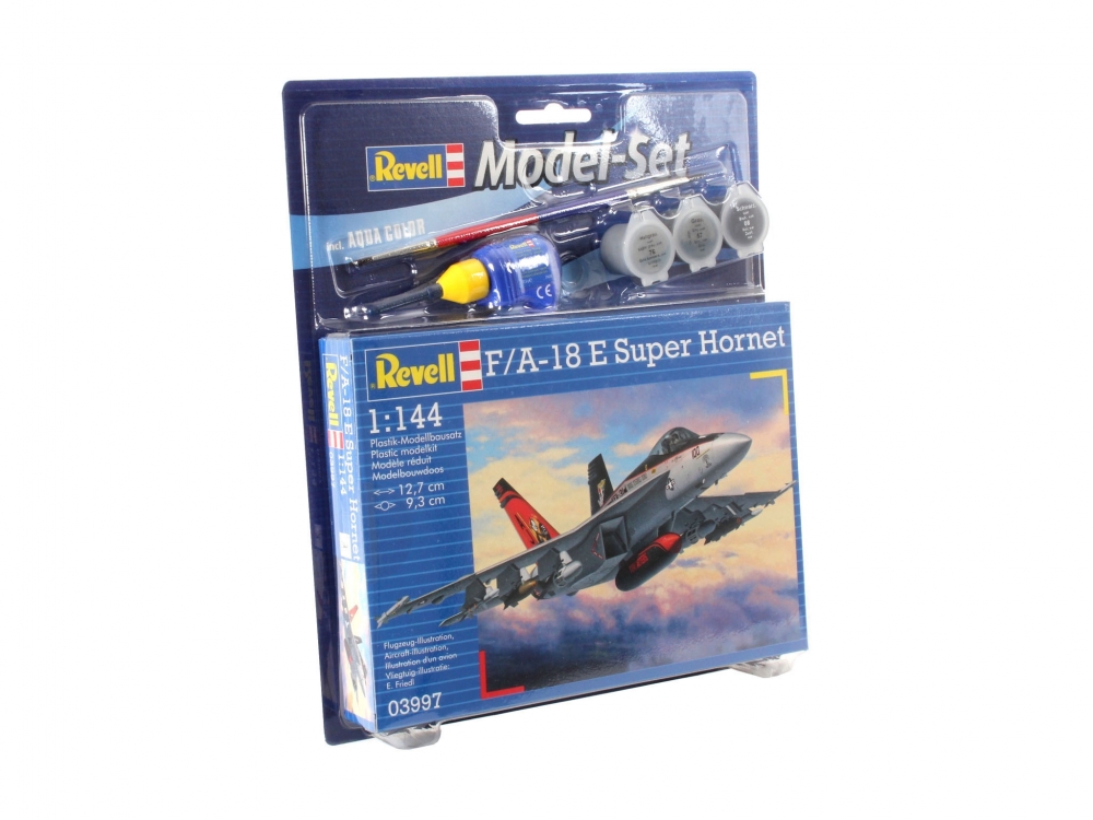 Assembly model, Revell, FA-18E Super Hornet aircraft, 63 parts