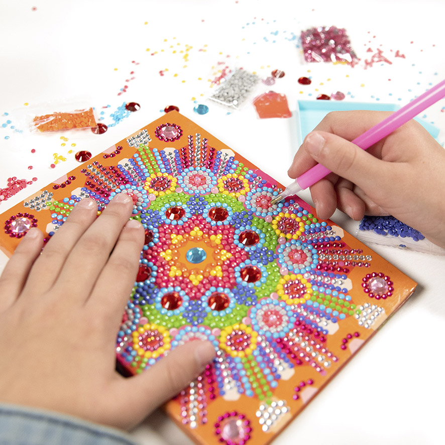 Декорирай сам - тетрадка с диаманти Калейдоскоп - средна