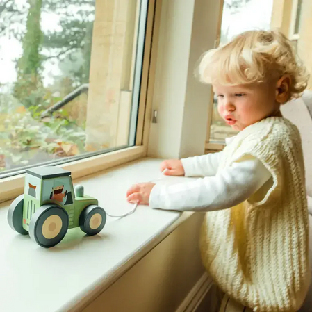 Дървена играчка за дърпане, Трактор (FSC®)