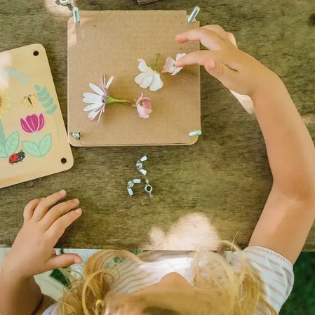 Преса за истински цветя - Spring Garden