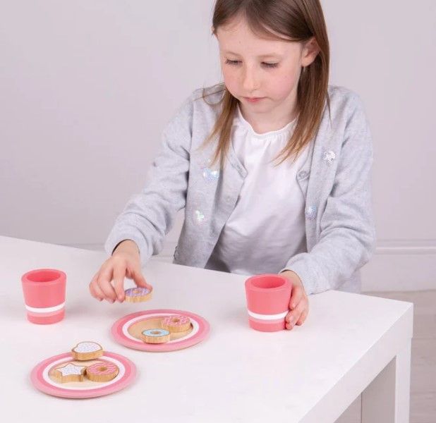 Bigjigs - Дървен комплект с мляко и бисквити - Розов